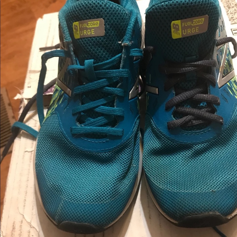 Boys New Balance tennis shoes